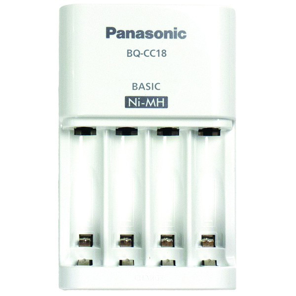 Ladegerät Panasonic eneloop Basic BQ-CC18, BQ-CC51 für AA Mignon und AAA Micro Akkus